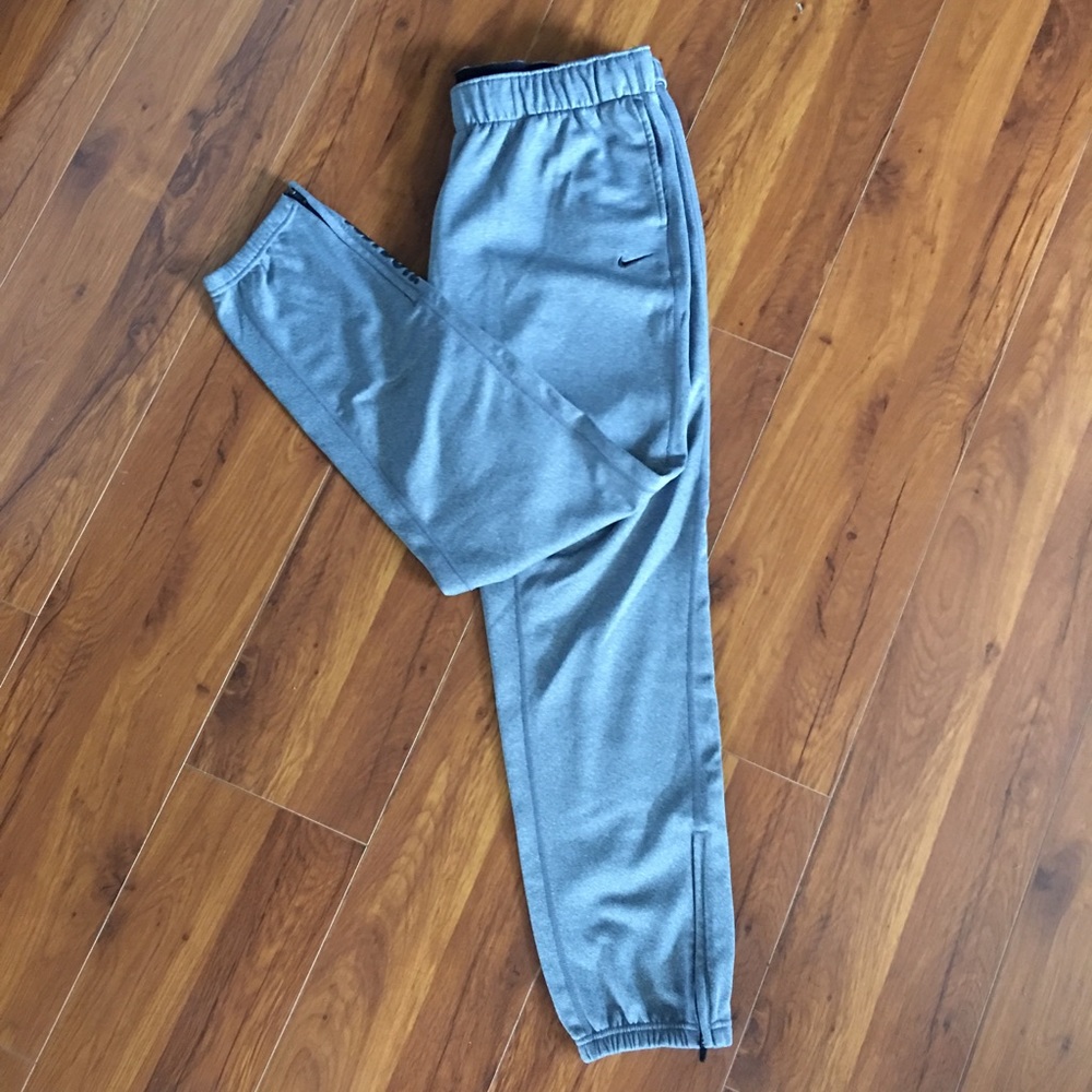 Grey Nike Therma- Fit Sweat Pants